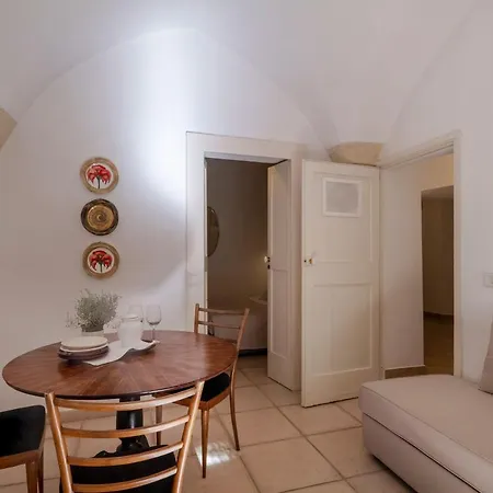 Corte Dei Romiti - Suites&apartments Sit * Lecce