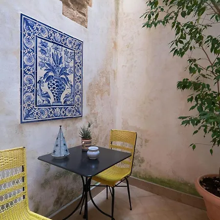 Frühstückspension Corte Dei Romiti - Suites&apartments Sit Lecce
